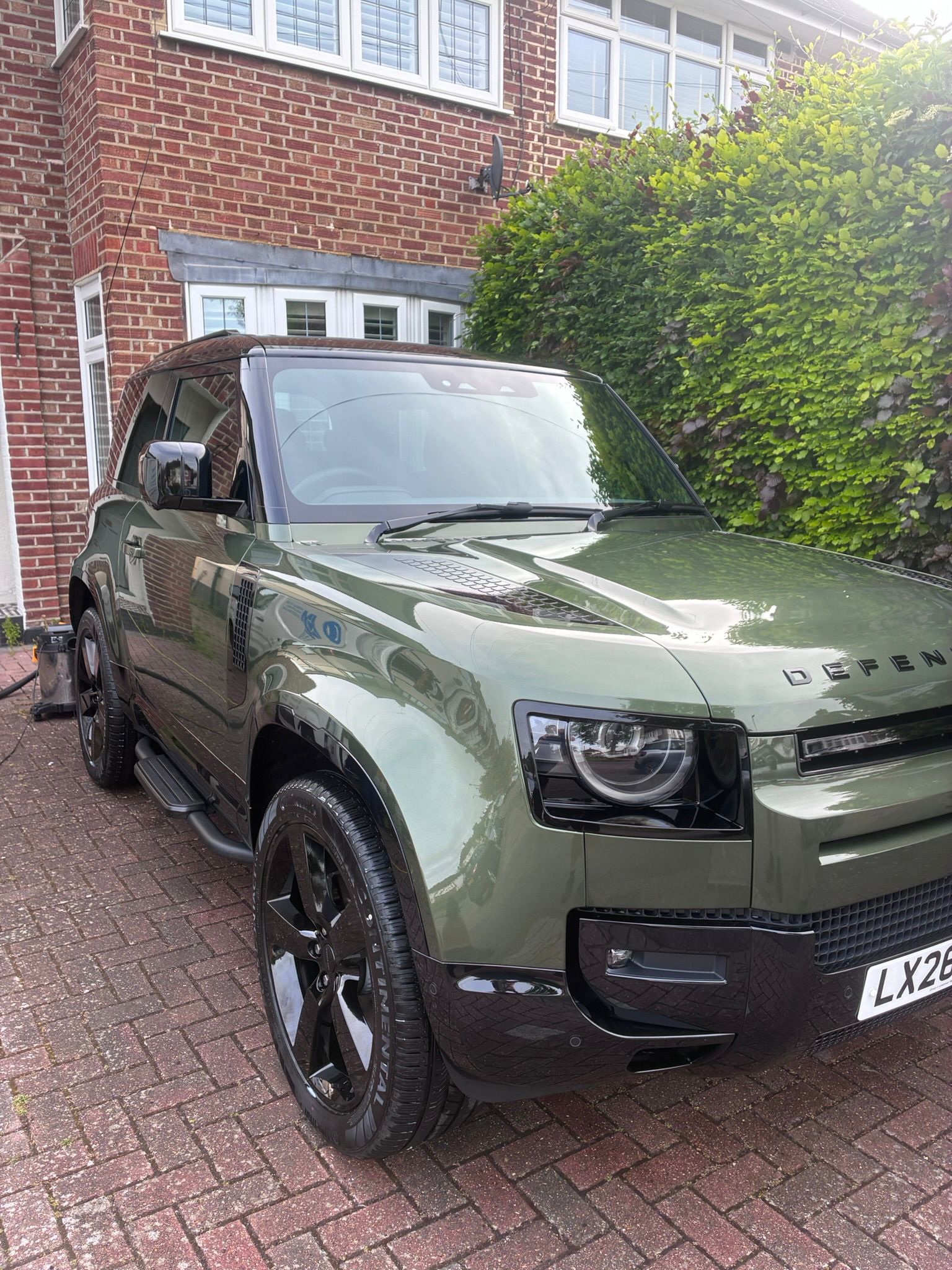 Land Rover Defender valet